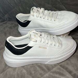 Skechers pickleball shoes